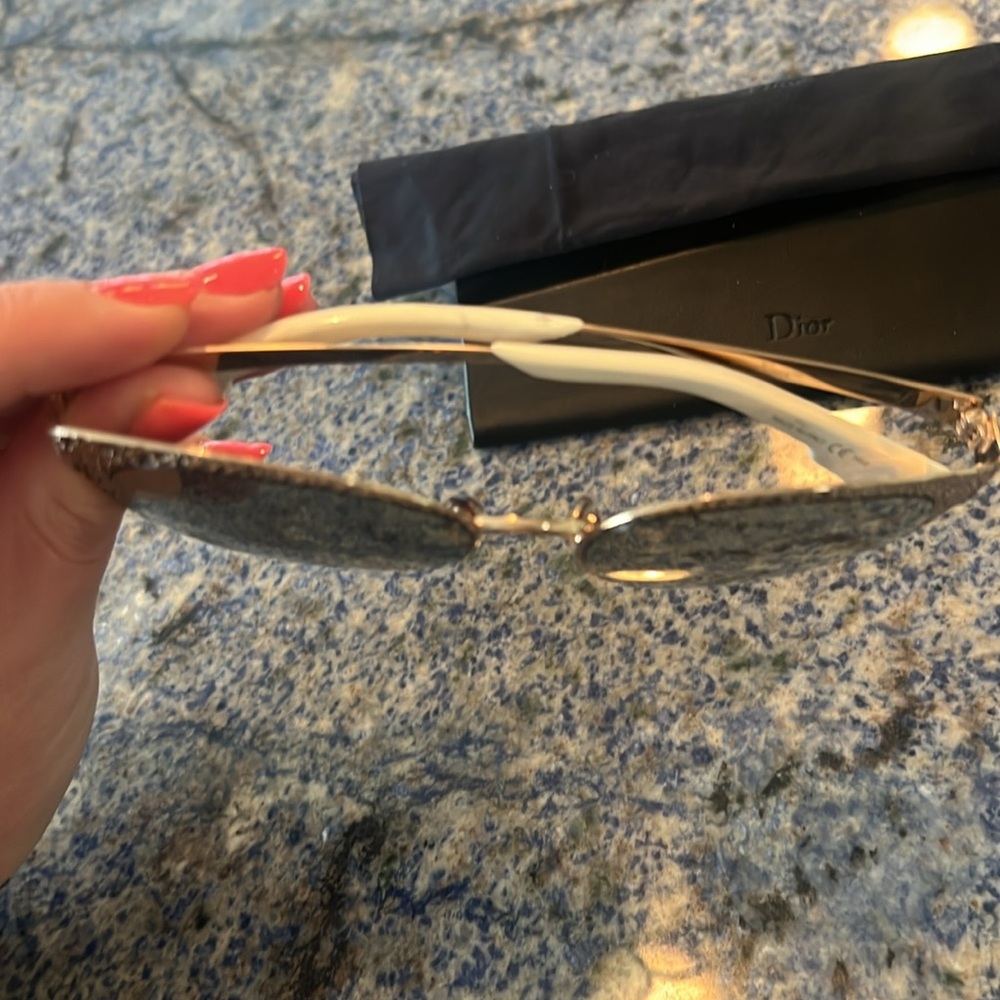 Limited edition Dior sunglasses - Picture 6 of 6